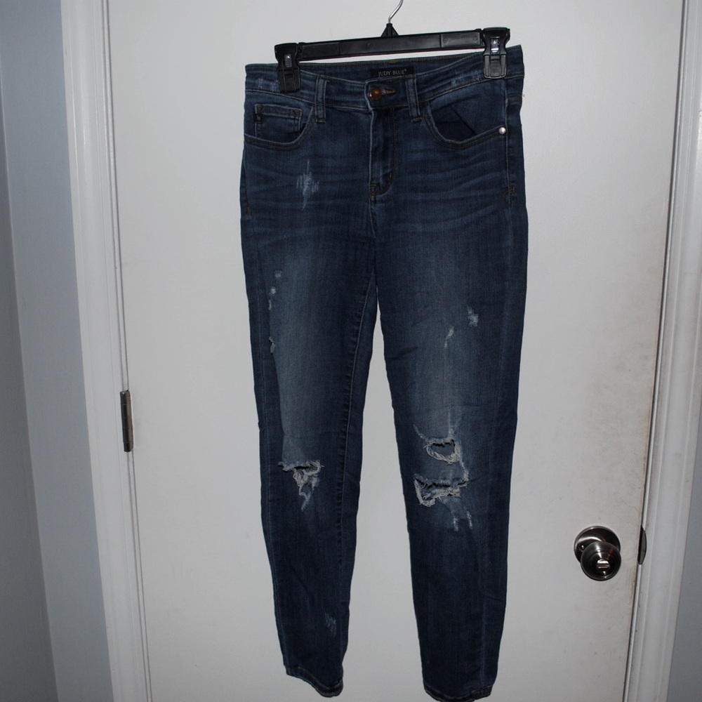 Judy Blue Distressed Relaxed Fit Jean